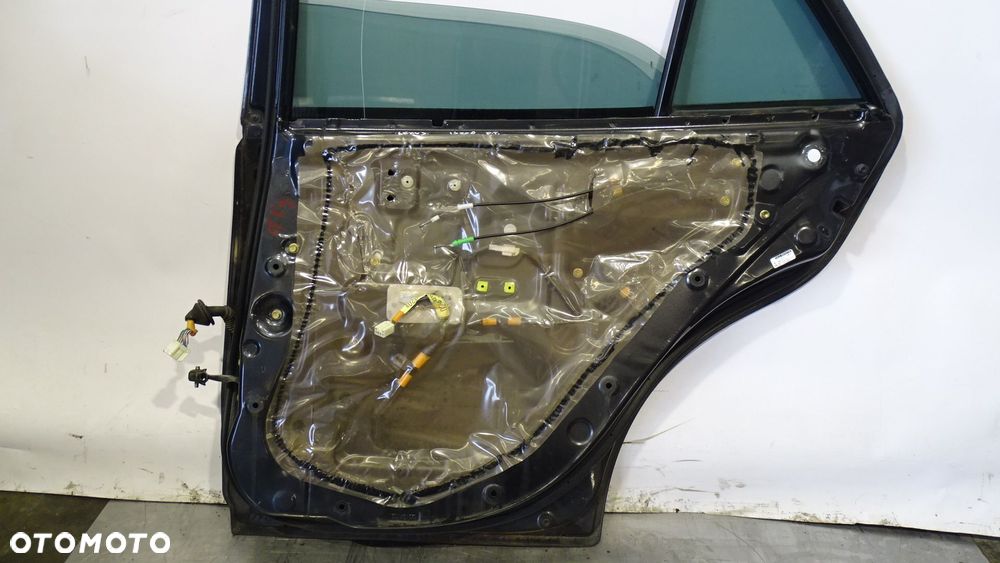 DRZWI PRAWY TYŁ LEXUS IS200 2.0 - 14