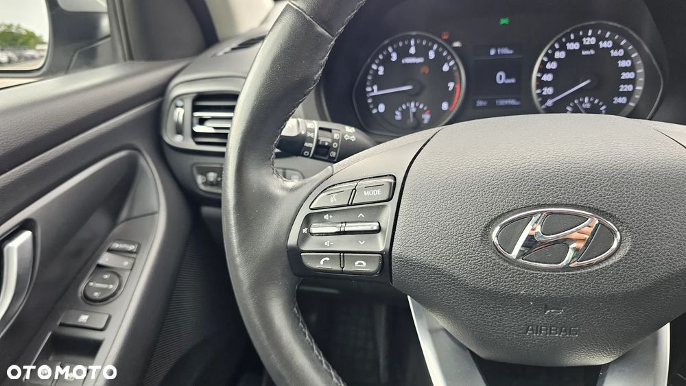 Hyundai i30 1.5 DPI Smart - 12