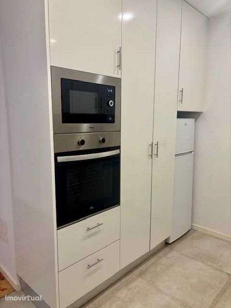 Arrendo T2 em Costa Cabral com terraço e jardim - Grande imagem: 4/12