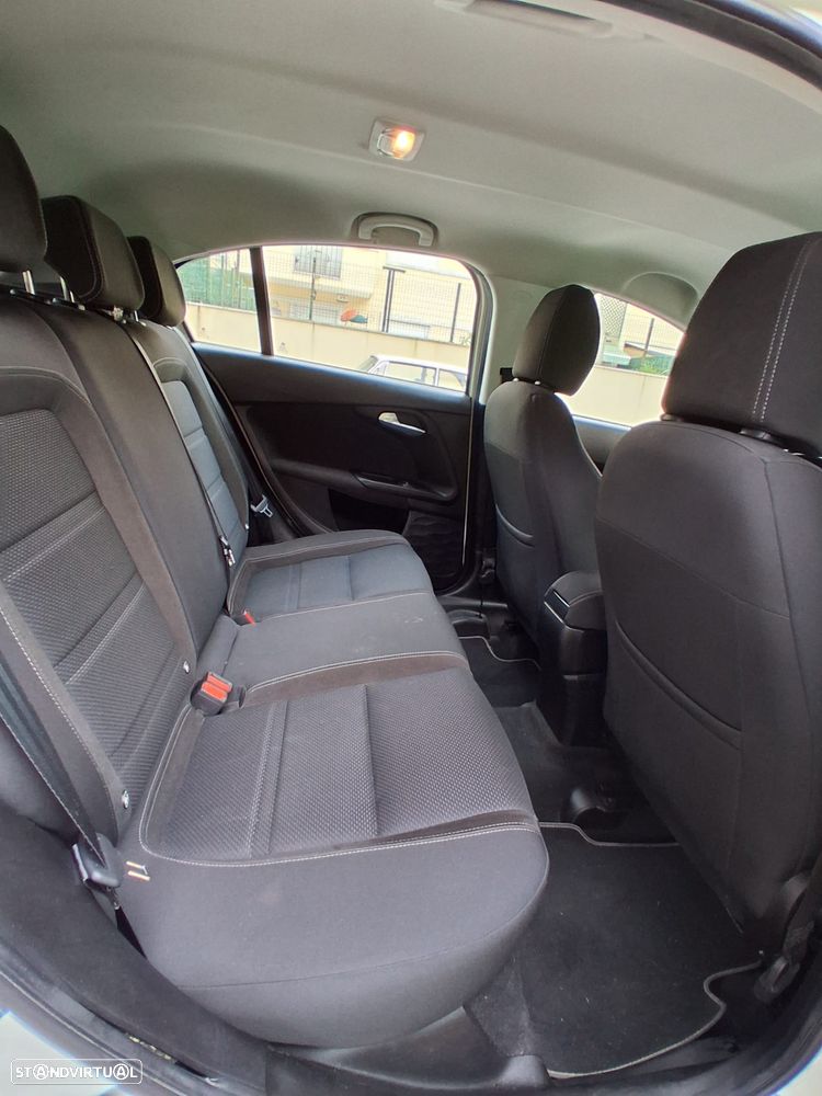 Fiat Tipo 1.3 M-Jet Lounge Tech - 31