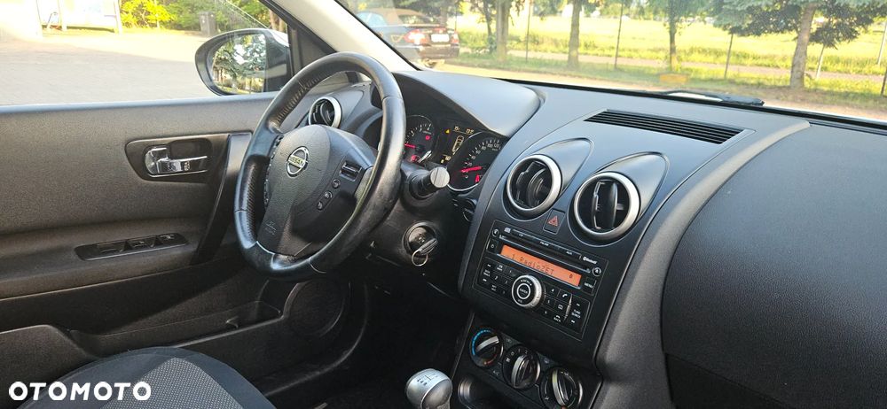Nissan Qashqai - 22