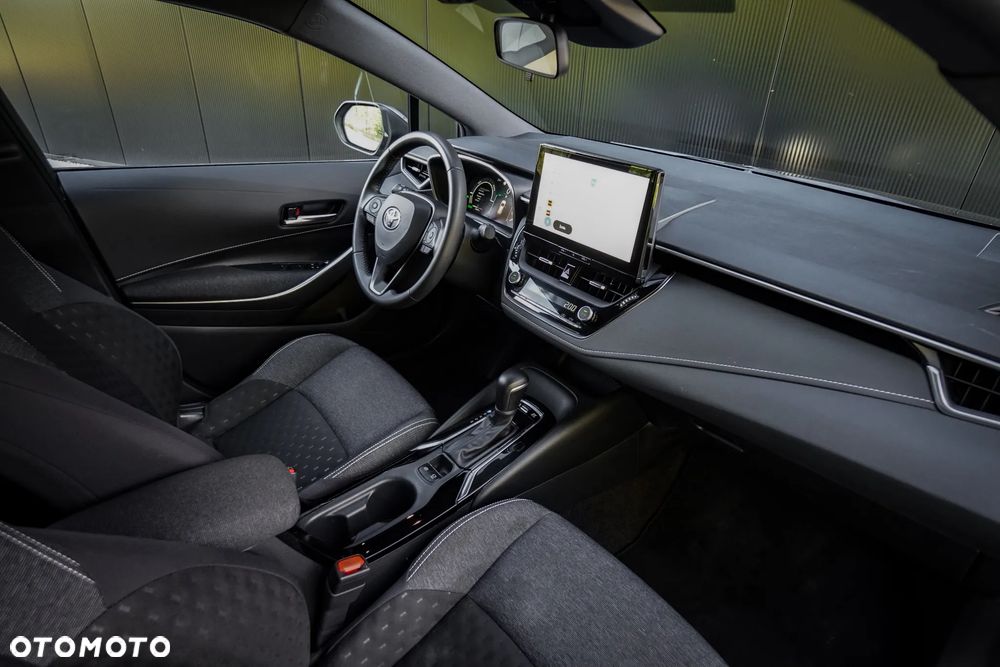 Toyota Corolla 1.8 Hybrid Comfort - 4