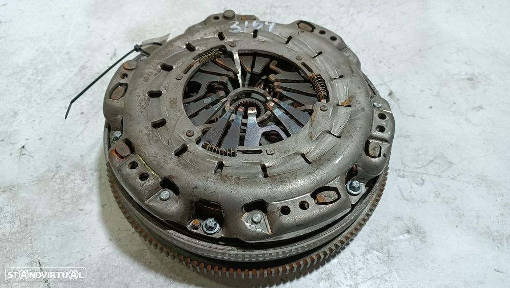 VOLANTE MOTOR MERCEDES-BENZ VITO BASIC-KOMBI 639 - 1