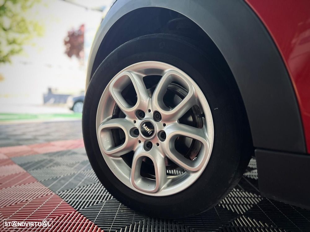 MINI 5 Portas One D - 16