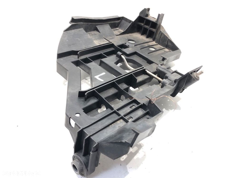 ŚLIZG REFLEKTORA PRAWY  PORSCHE CAYENNE (9PA) 2002 - 2010 S 4.5 250 kW [340 KM] benzyna 2002 - 2007 - 1