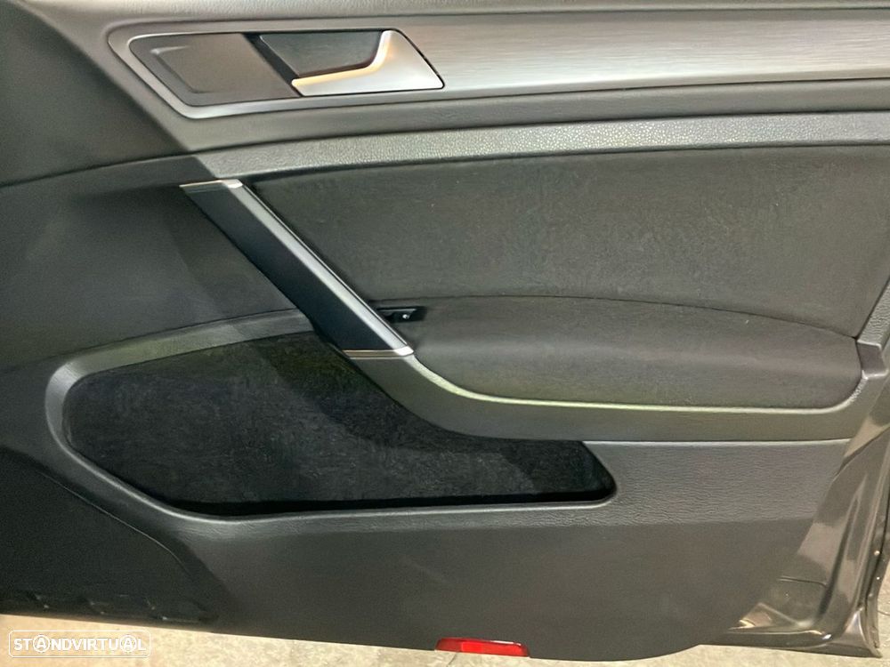 VW Golf Variant 1.5 TSI BM Confortline - 23