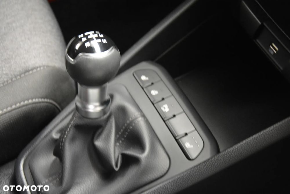 Kia Stonic 1.2 Vision - 11