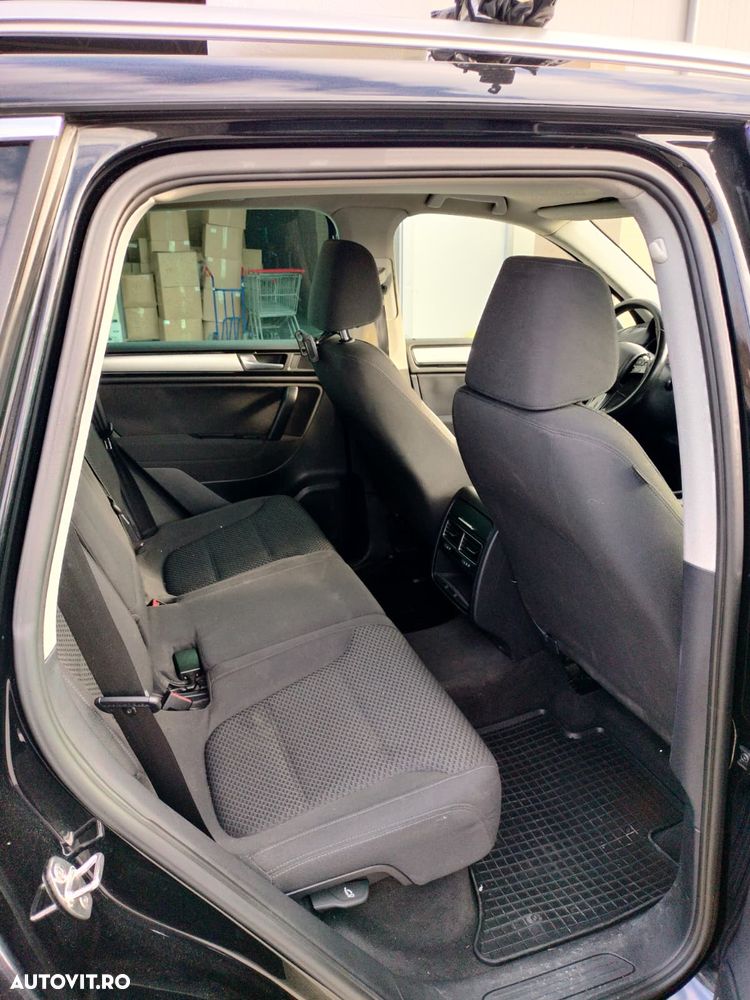 Volkswagen Touareg 3.0 V6 TDI BMT - 9