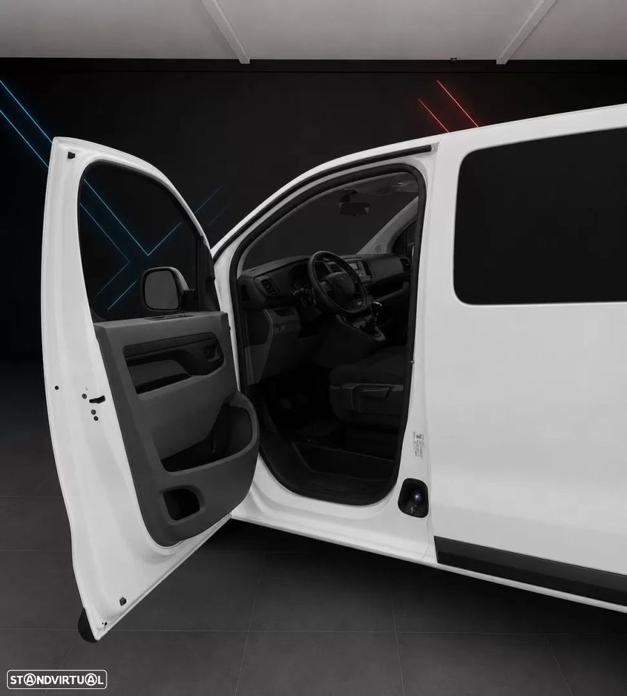 Peugeot Expert 2.0 BlueHDi L3H1 Semi-Vidrado - 18