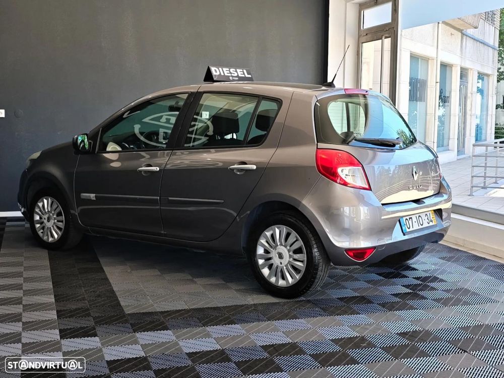 Renault Clio 1.5 dCi Dynamique S C.Reb. - 29