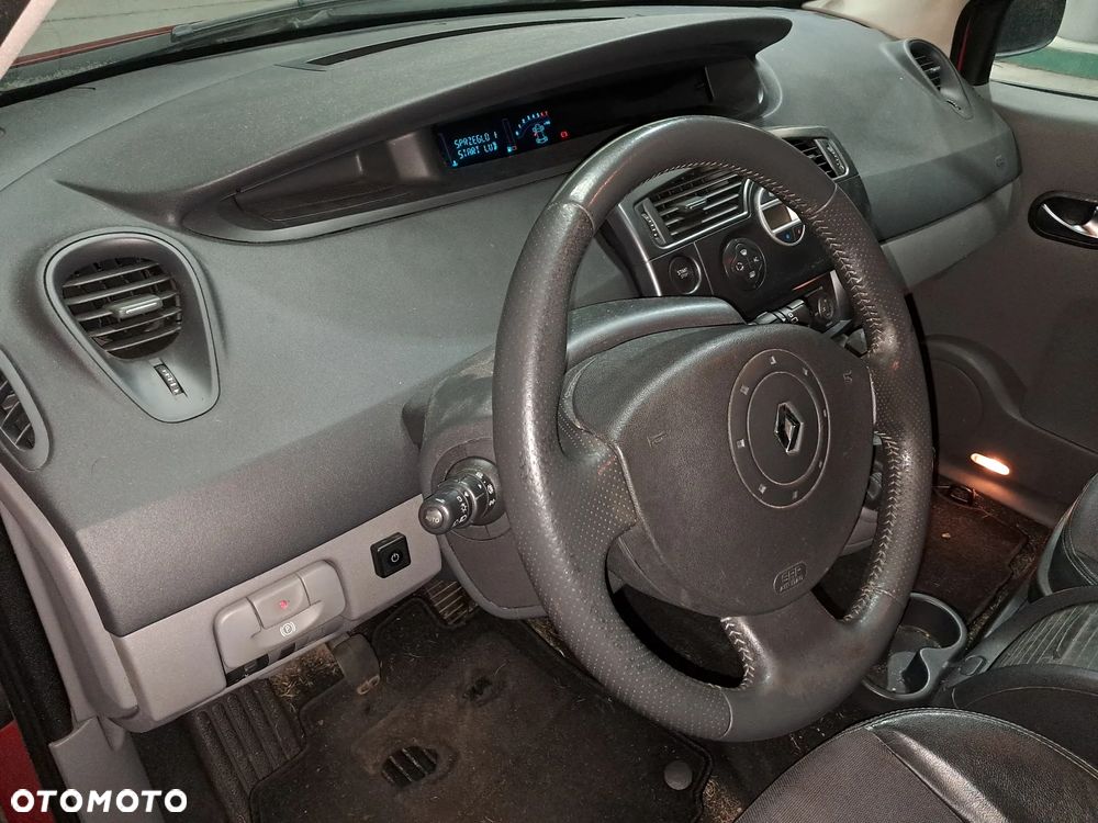 Renault Scenic 2.0 16V Expression - 12