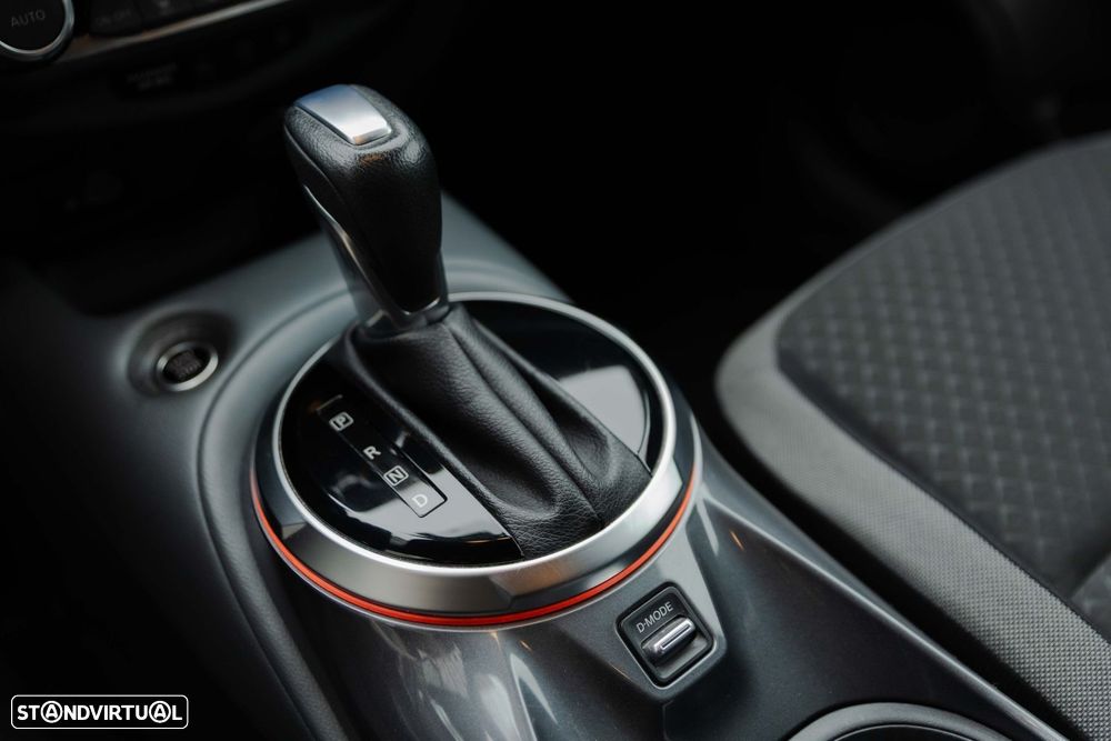 Nissan Juke 1.0 DIG-T N-Connecta DCT - 25