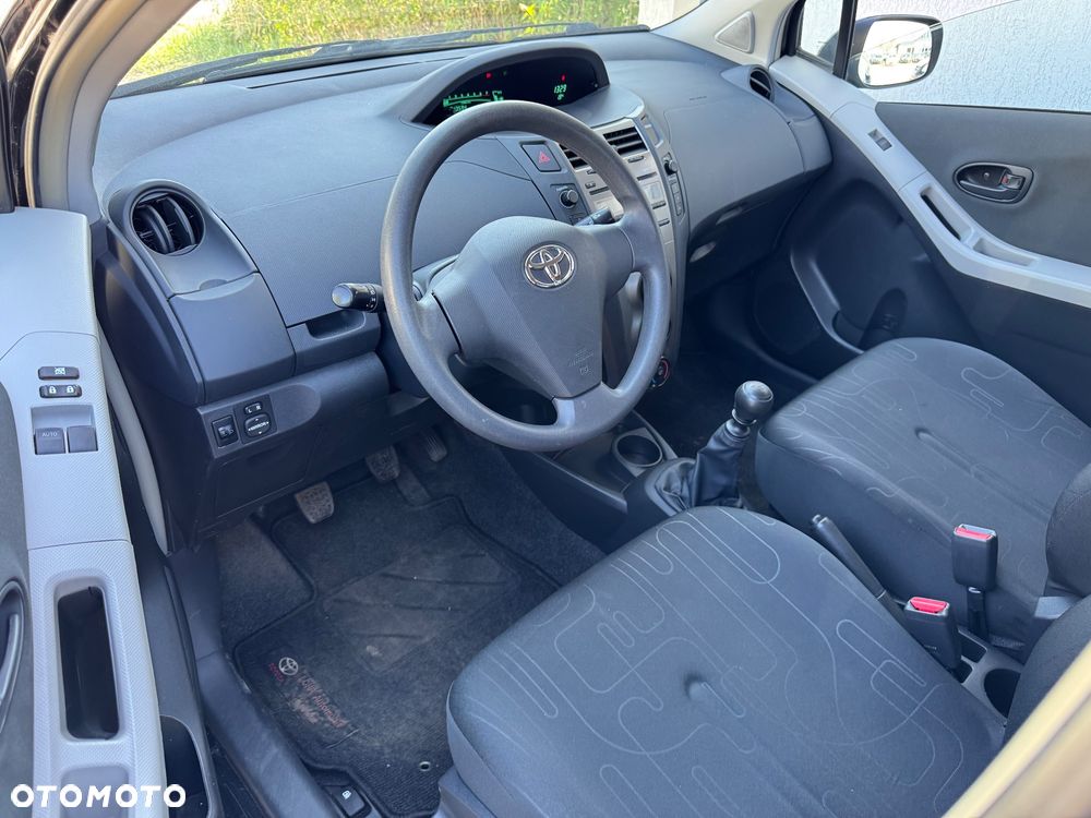 Toyota Yaris 1.33 VVT-i Cool - 20