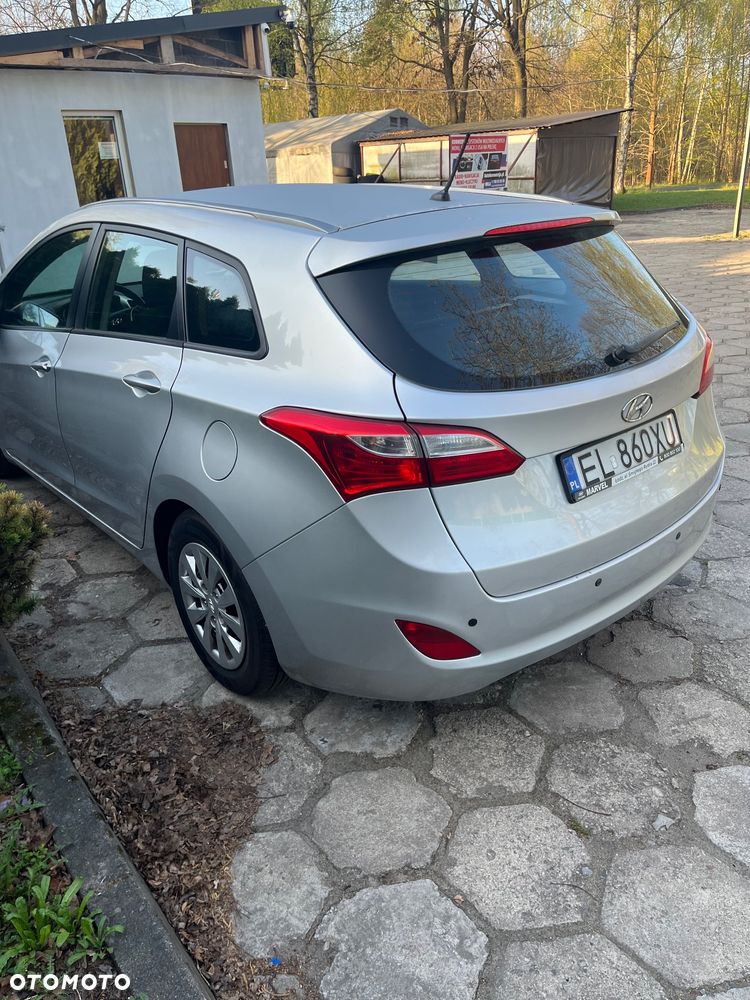 Hyundai i30 1.6 CRDi Classic - 4