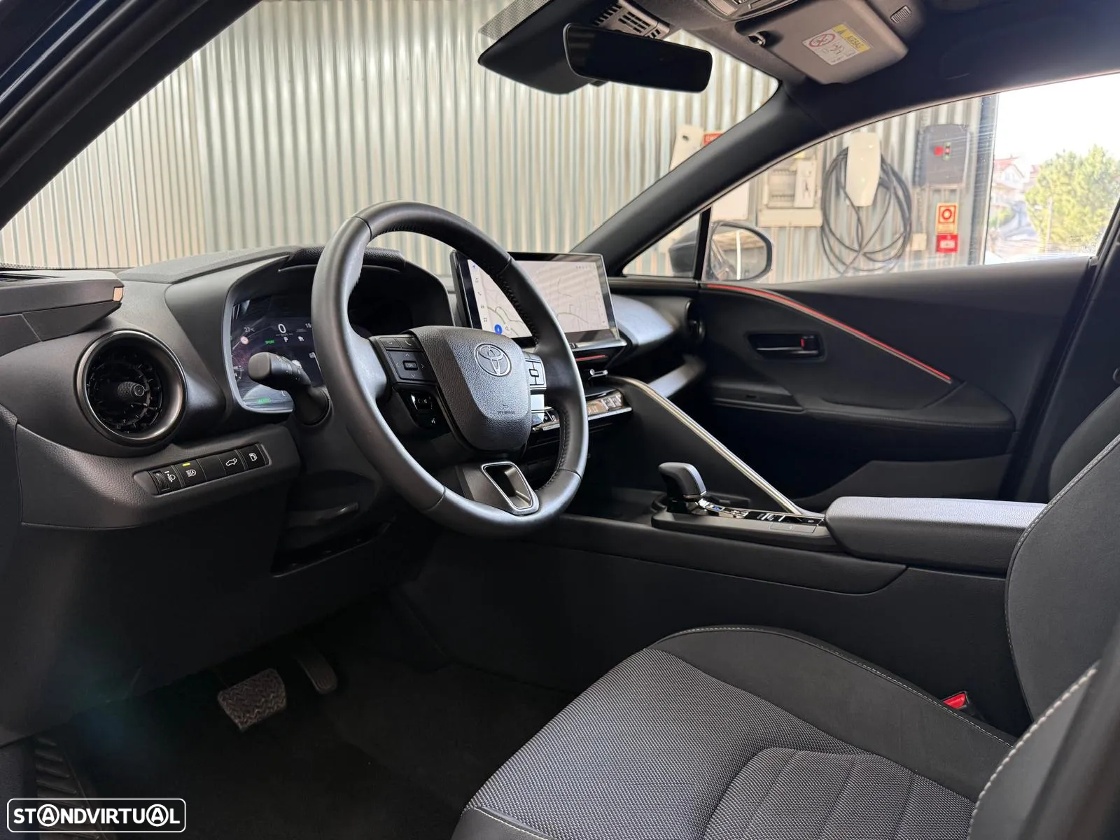 Toyota C-HR 1.8 Hybrid Lounge - 19