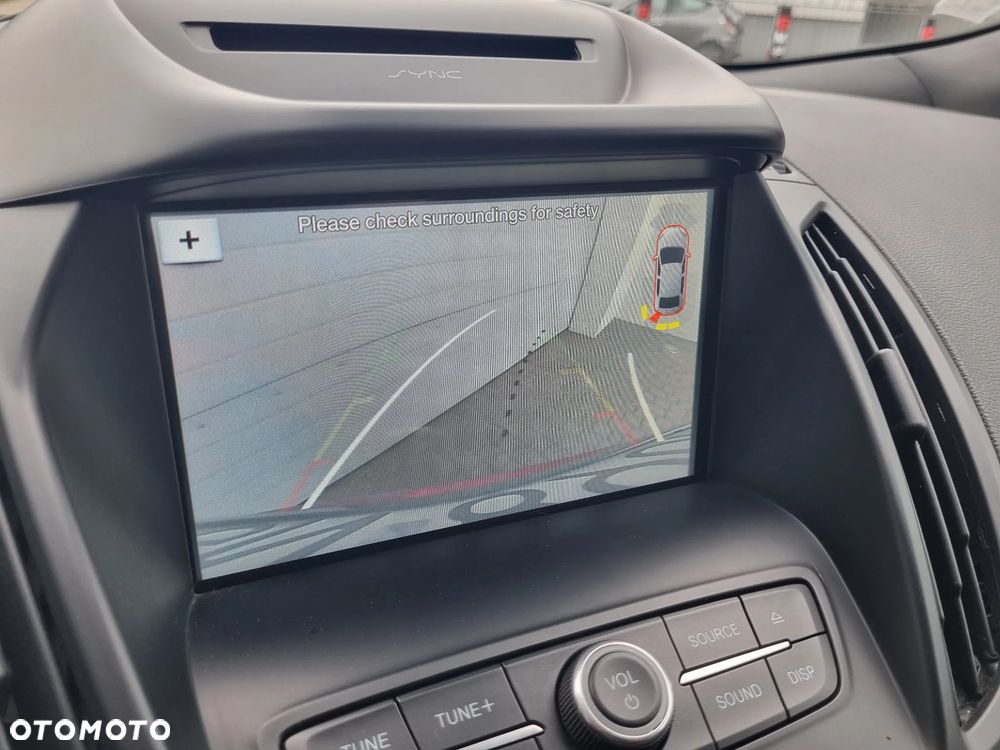 Ford Kuga 1.5 EcoBoost 2x4 ST-Line - 27