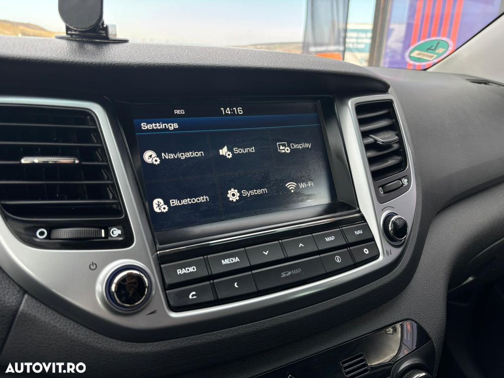 Hyundai Tucson 2.0 CRDI 4WD Automatik Style - 21