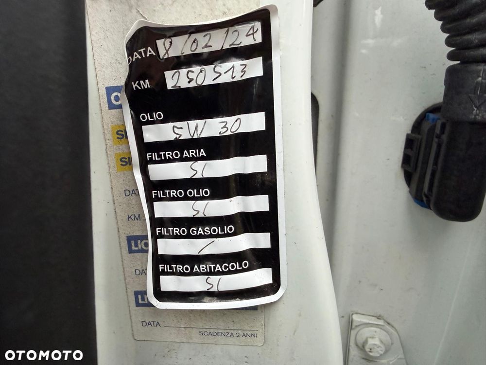 Volvo XC 60 D5 AWD Momentum - 12