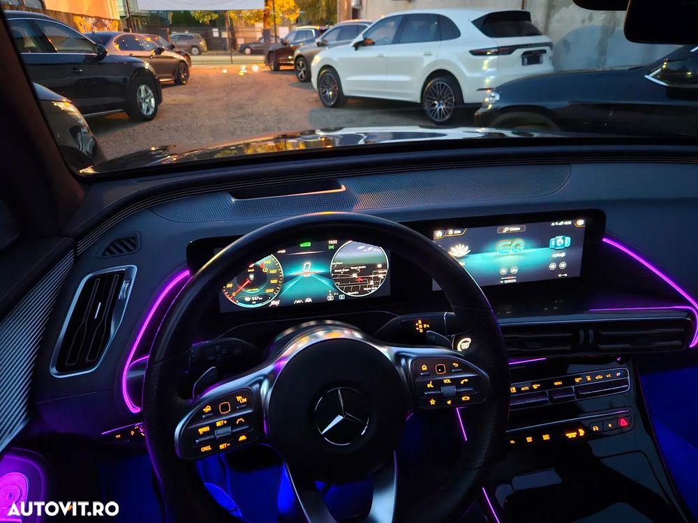 Mercedes-Benz EQC 400 4Matic AMG Line - 37