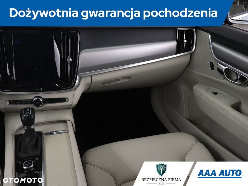 Volvo V90 - 10