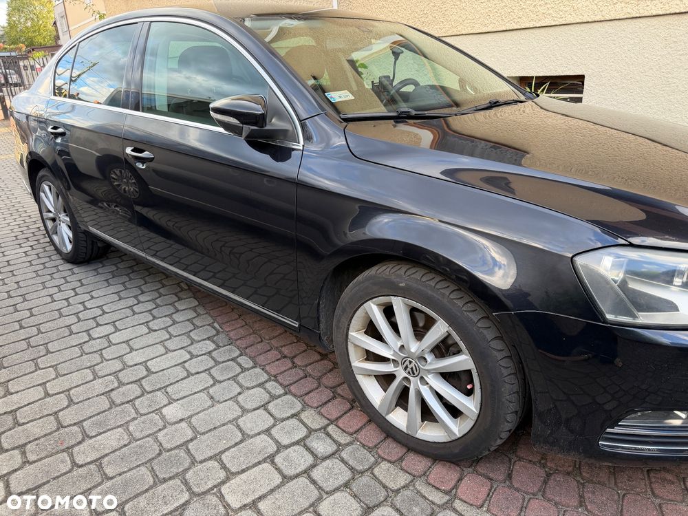 Volkswagen Passat 2.0 TDI Comfortline - 5
