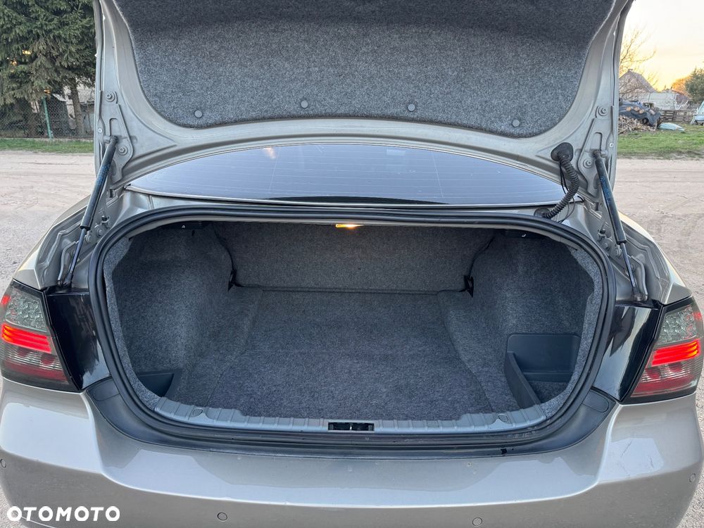 BMW Seria 3 320i Edition Exclusive - 27