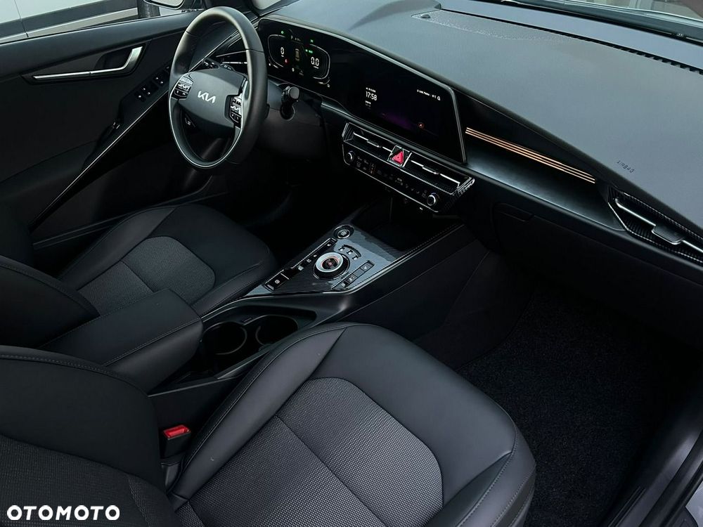 Kia Niro 1.6 GDI Hybrid L - 10