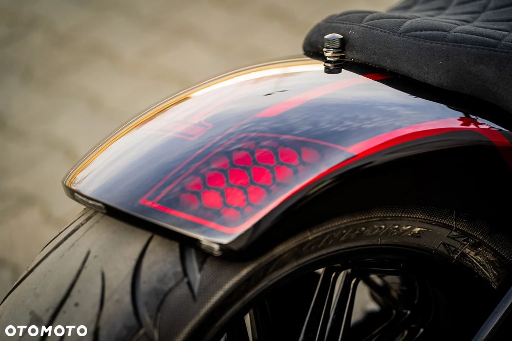 Harley-Davidson FXSB Breakout - 10