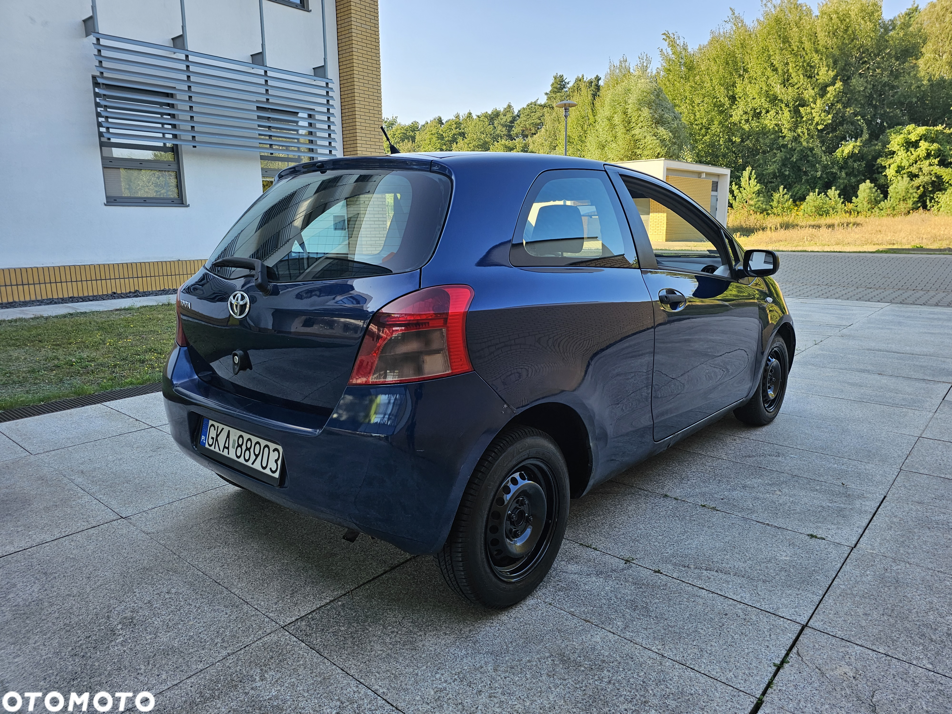 Toyota Yaris 1.0 Terra - 4