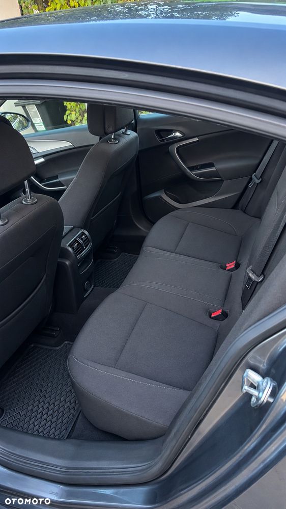 Opel Insignia 2.0 CDTI - 6