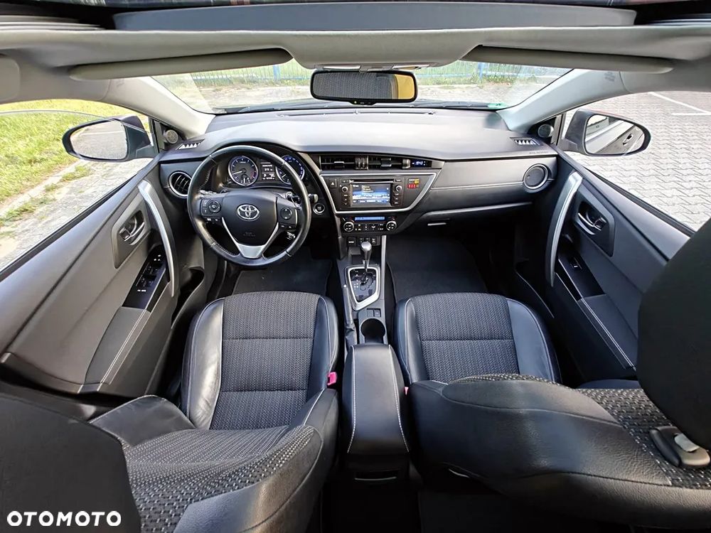 Toyota Auris 1.6 Premium Comfort MS - 7
