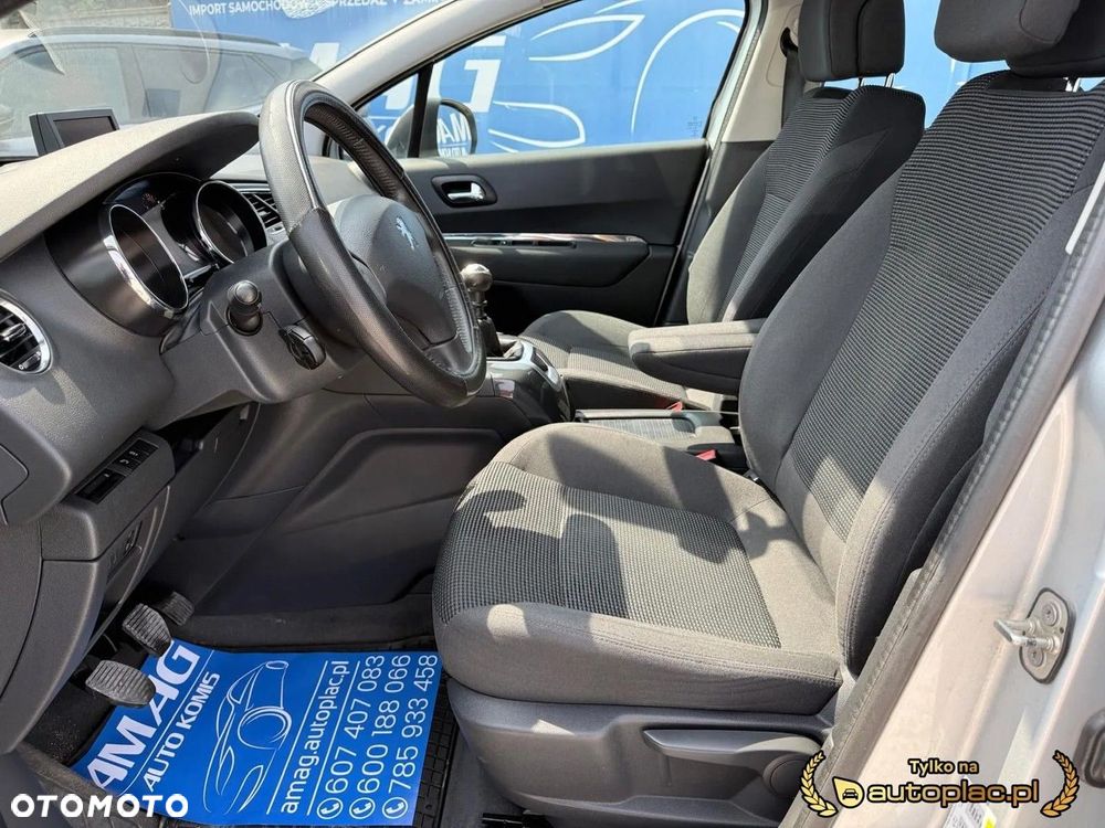 Peugeot 5008 - 14