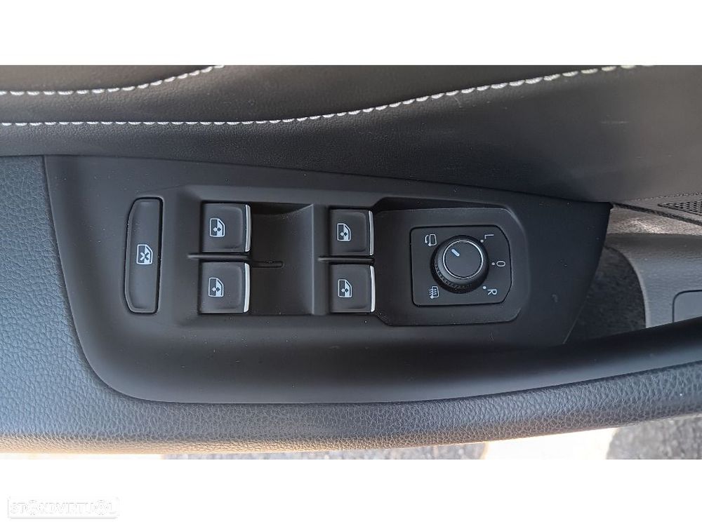 VW Arteon Shooting Brake 2.0 TDI R-Line DSG - 9