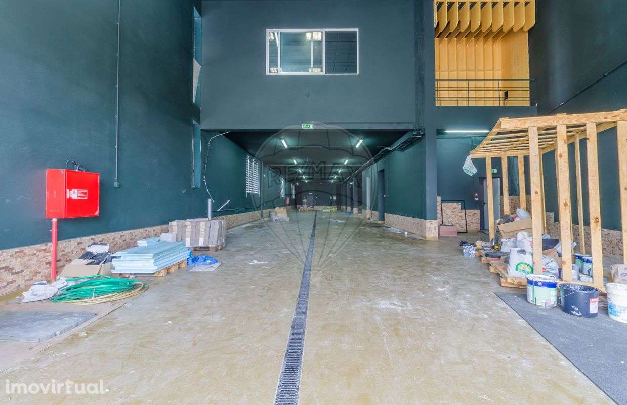 Armazém T0 para arrendamento - Grande imagem: 4/10
