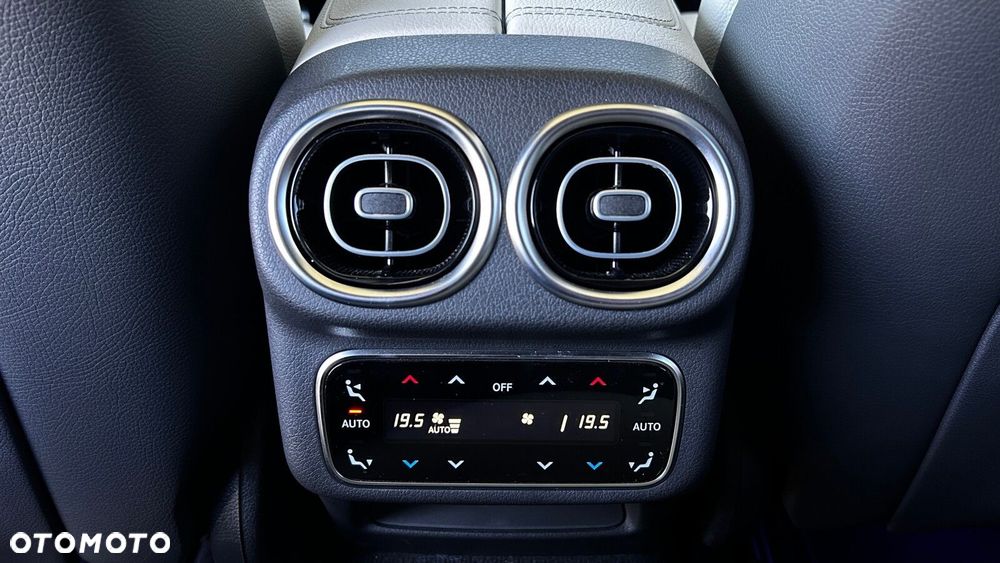 Mercedes-Benz GLC 300 d mHEV 4-Matic AMG Line - 28