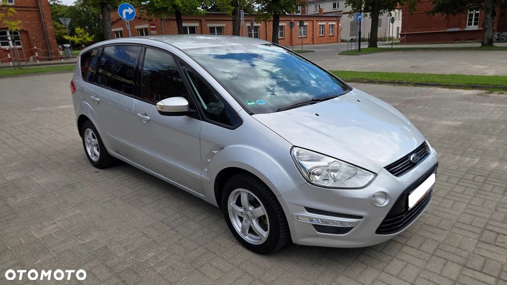 Ford S-Max 2.0 TDCi DPF Titanium - 15