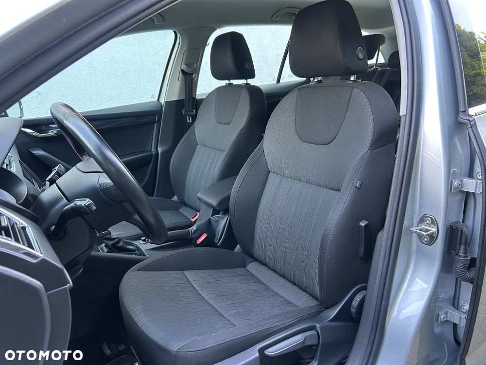 Skoda Octavia 2.0 TDI SCR Ambition DSG - 25