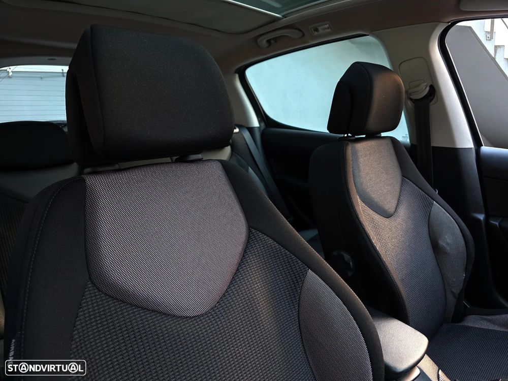 Peugeot 308 1.6 HDi Sport - 50