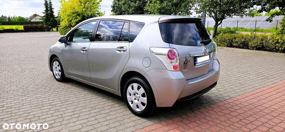 Toyota Verso 2.0 D-4D Premium - 7