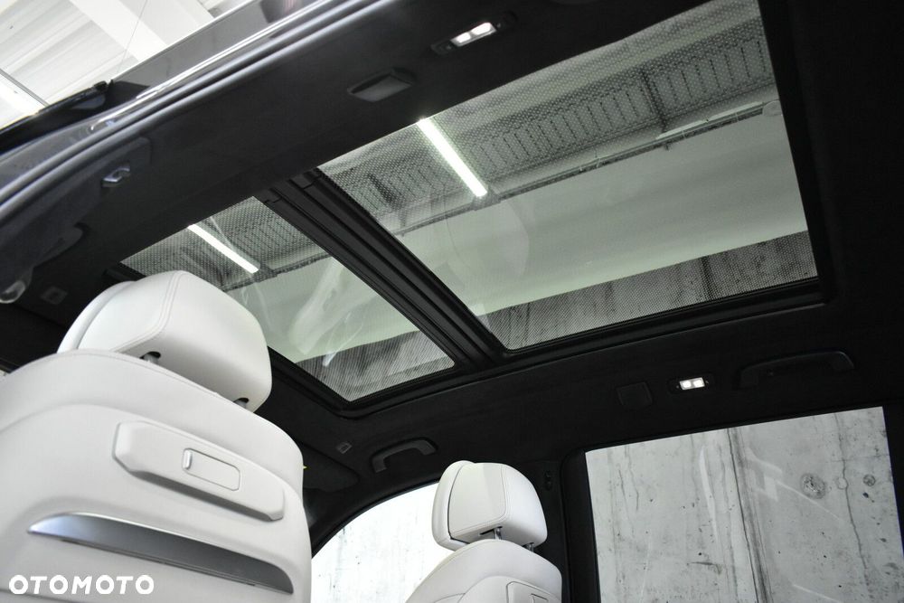 BMW X7 - 12