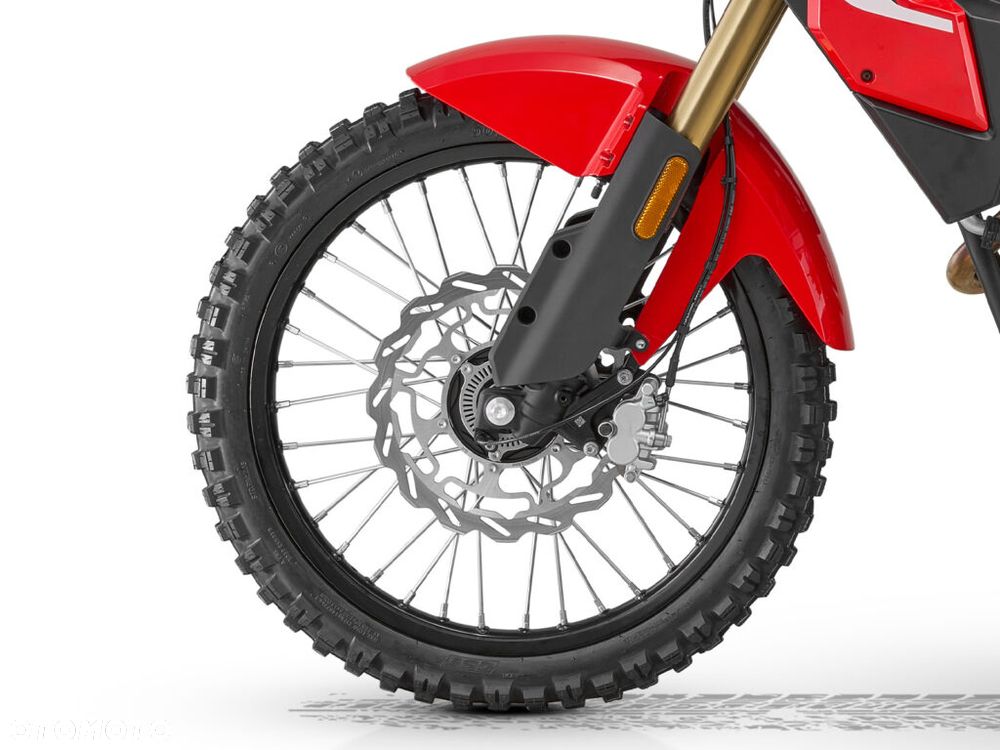 QJMOTOR SRT 125DX - 8