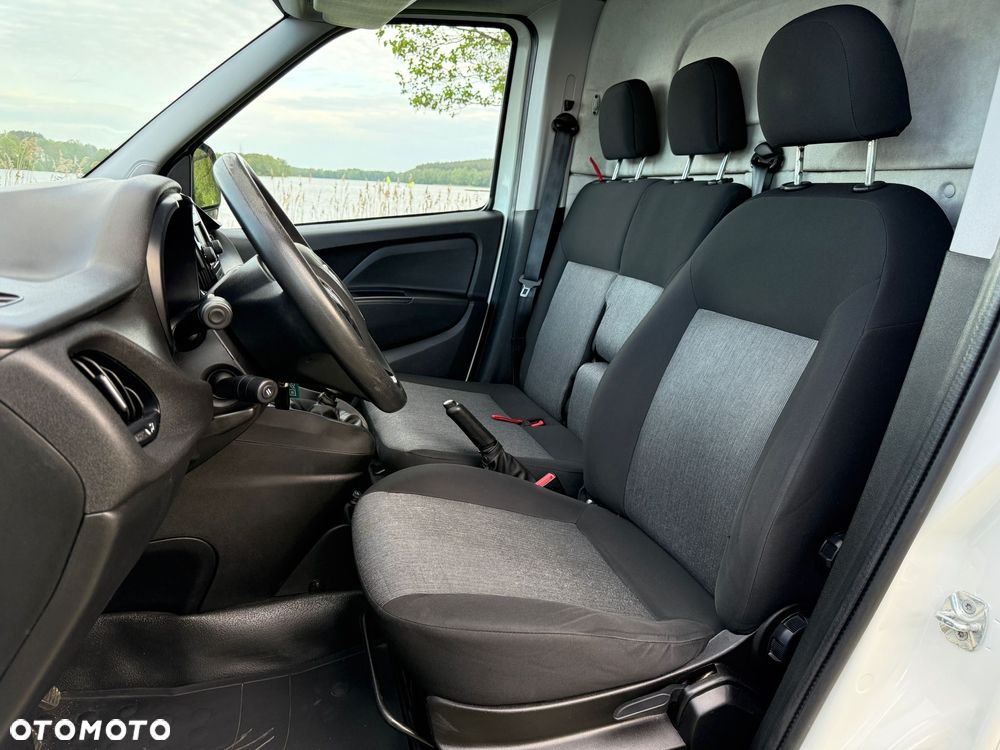 Fiat Doblo - 21