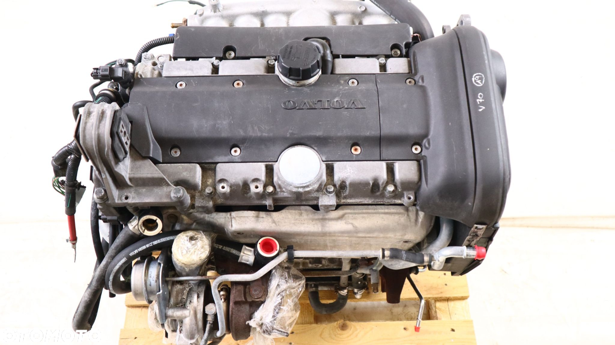 VOLVO V70 2.5 T SILNIK B5254T2 - 3