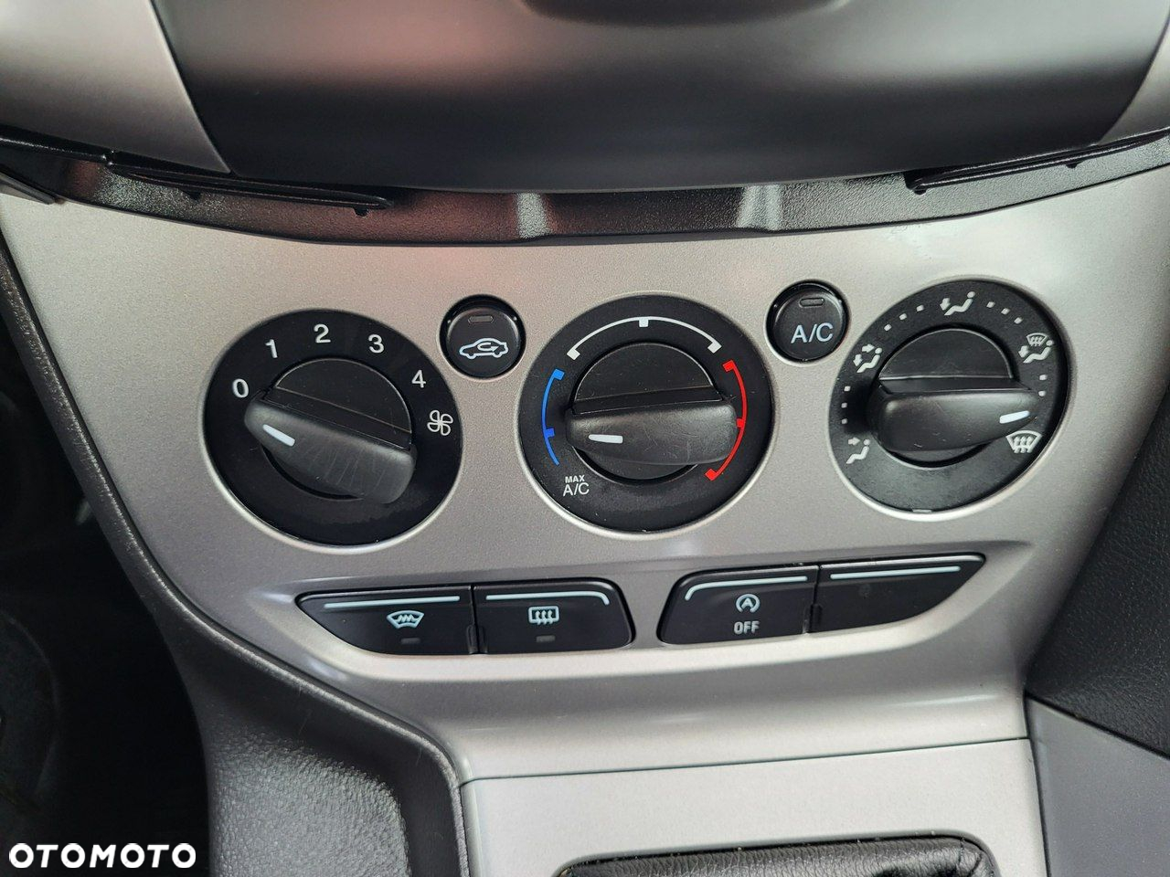 Ford Focus - 18