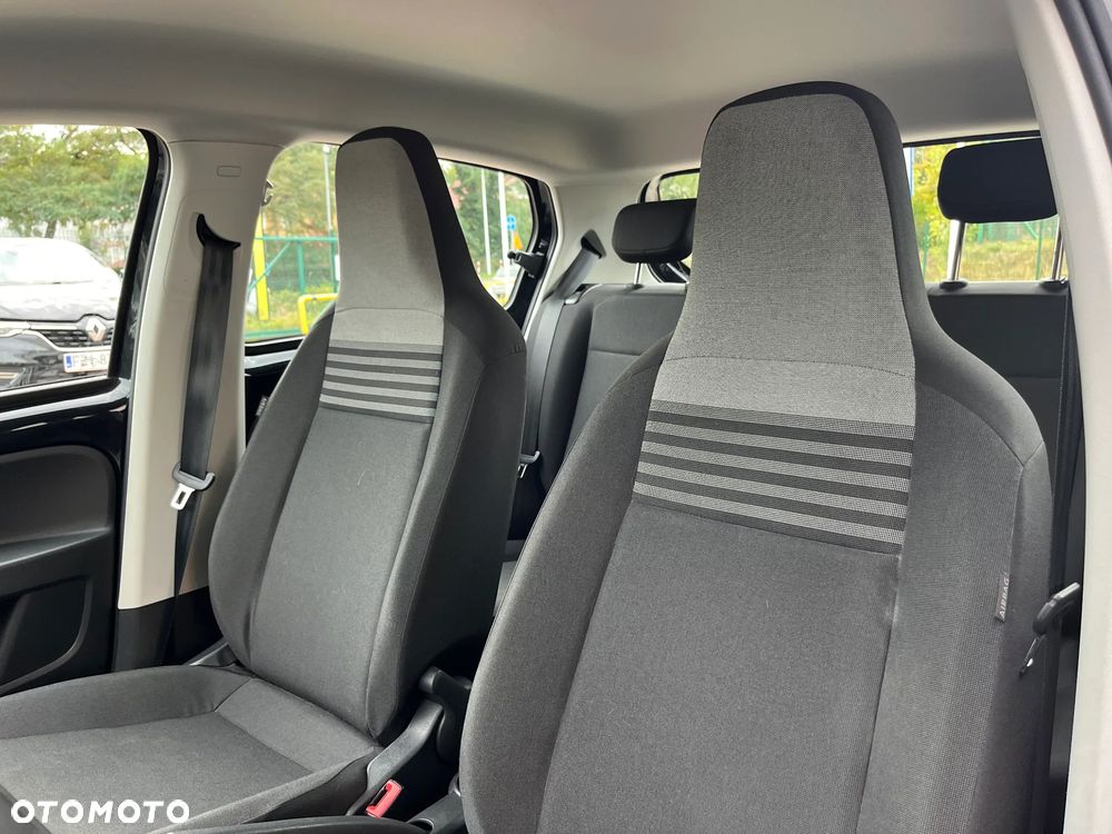 Volkswagen up! 1.0 move - 11