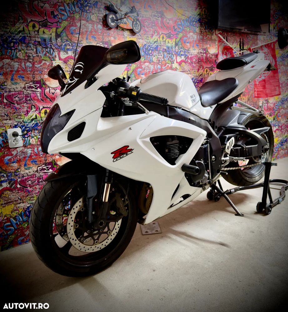 Suzuki GSX-R 750 - 3