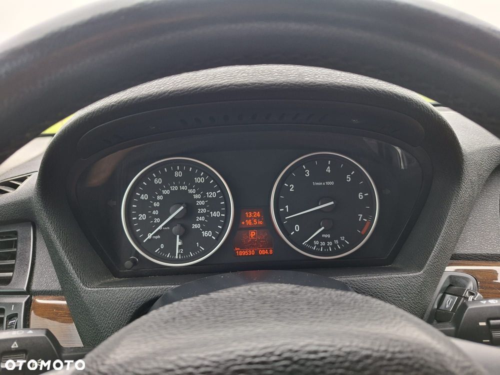 BMW X5 - 6