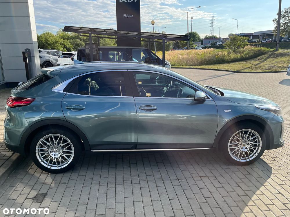 Kia XCeed 1.5 T-GDI M - 8