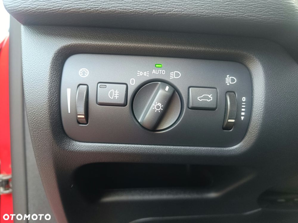 Volvo V40 T2 Drive-E Kinetic - 8