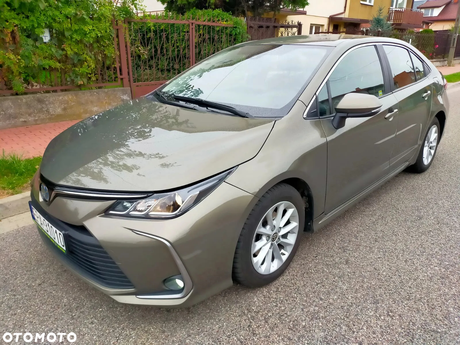 Toyota Corolla - 22